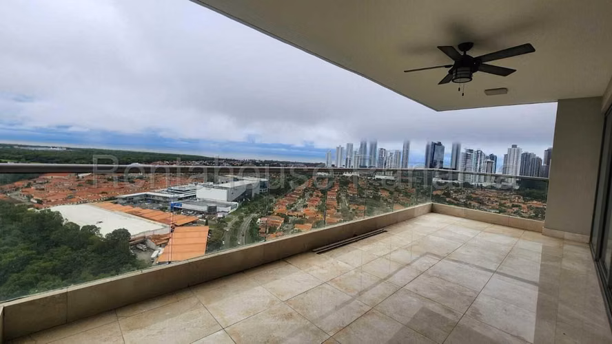 Venta Apartamento 3 Recamaras 314 m2 Vista Panoramica al Golf Santa Maria - ALYC 25-6871 - Imagen 4