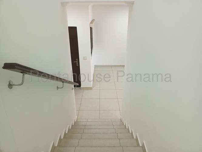 Casa En Venta En Panamá Pacífico YM