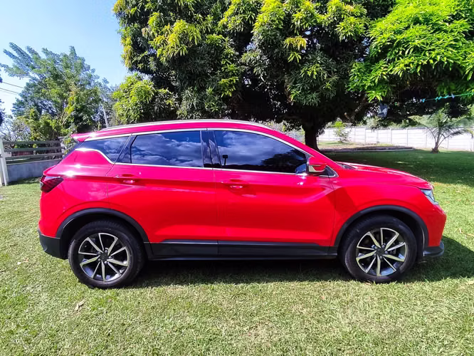 Vendo Geely Coolray 2023 en excelente estado comprado en agencia 13990