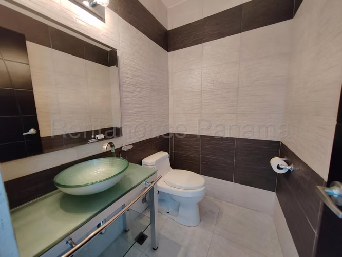 Venta de Apartamento con Línea blanca en El Cangrejo Ph Luxor EC - Imagen 12