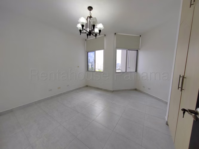 Venta de Apartamento con Línea blanca en El Cangrejo Ph Luxor EC - Imagen 7