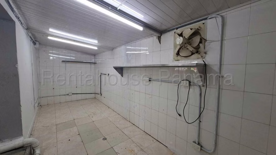 Alquiler de Local Comercial en San Francisco, Plaza Container (Solo Cliente Directo) - Imagen 11