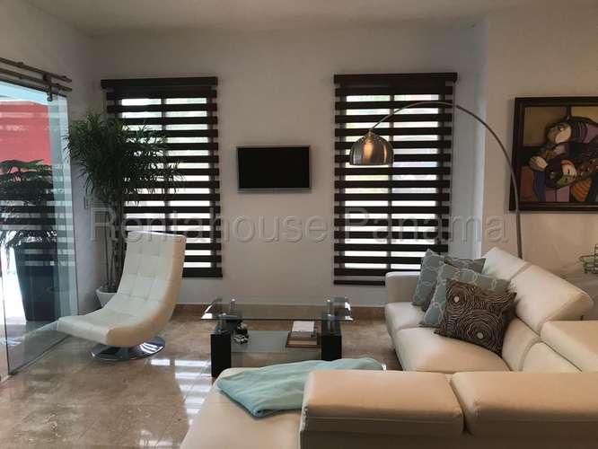 Alquiler de Casa en Clayton Village SN