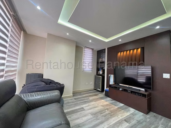 Venta de Apartamento en Villa de las Fuentes Ph Portofino Tower 115.41 Mts PD - Imagen 2