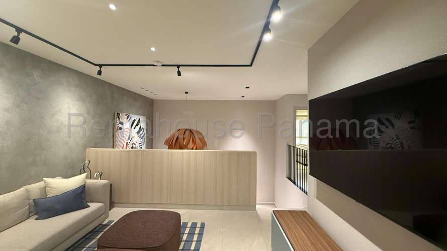 Venta de Casa en Paseo del Norte Canyons 171 Mts PD