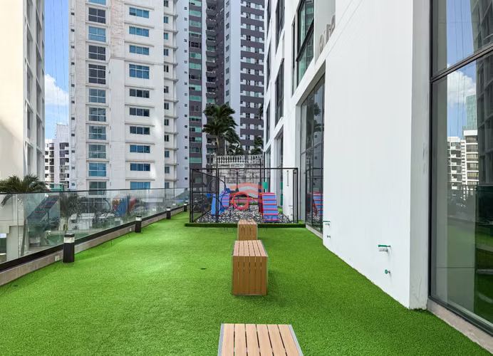 ALQUILER APARTAMENTO AMOBLADO PH AQUAPOINT VISTA AL MAR - Imagen 17