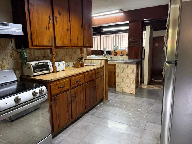 Venta de casa en Herbruger, Bella Vista - Imagen 5