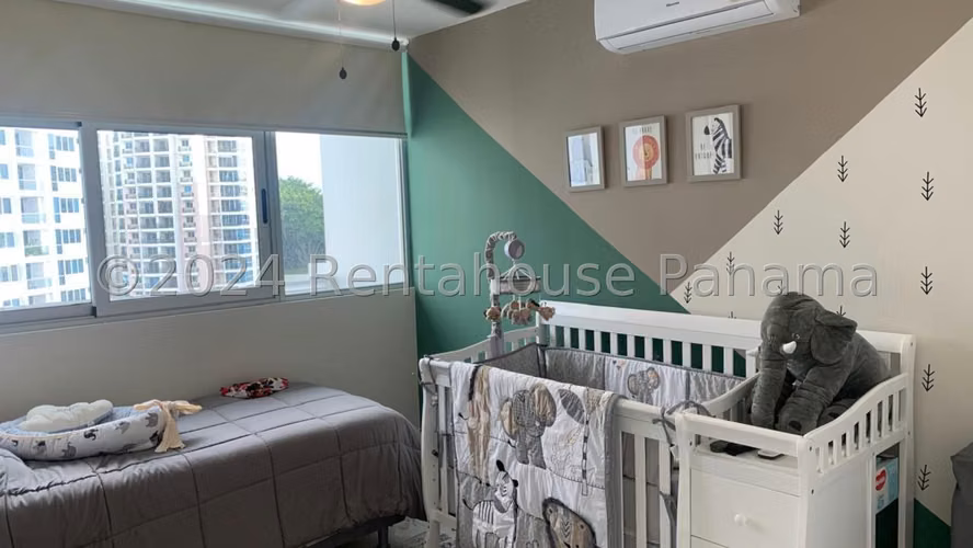 Apartamento en Venta en Edison Park 24AECC11050