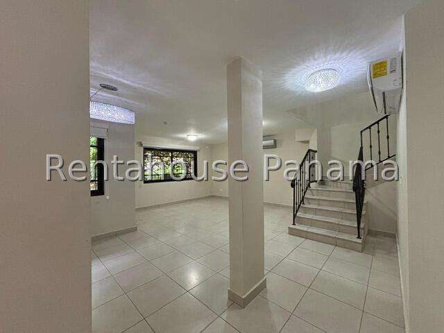 Venta de Casa en Clayton Embassy Club | Solo Cliente Directo LFC