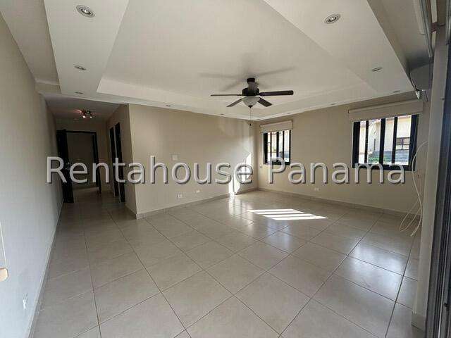 Venta de Casa en Clayton Embassy Club | Solo Cliente Directo LFC