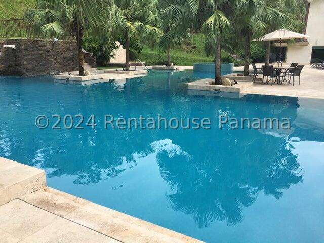 Venta de Casa en Clayton Embassy Club | Solo Cliente Directo LFC