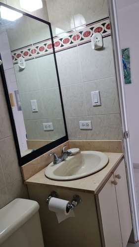 Bonito Apartamento PH Coral Reef Avenida Balboa Bella Vista  - Amoblado - Imagen 15