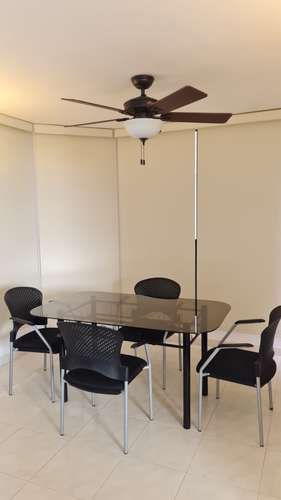 Bonito Apartamento PH Coral Reef Avenida Balboa Bella Vista  - Amoblado - Imagen 2