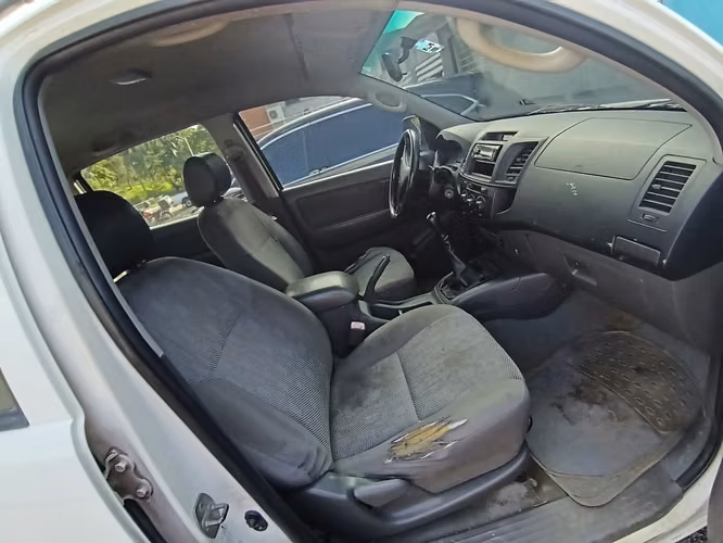 vendo auto toyota hilux 2015  - Imagen 14