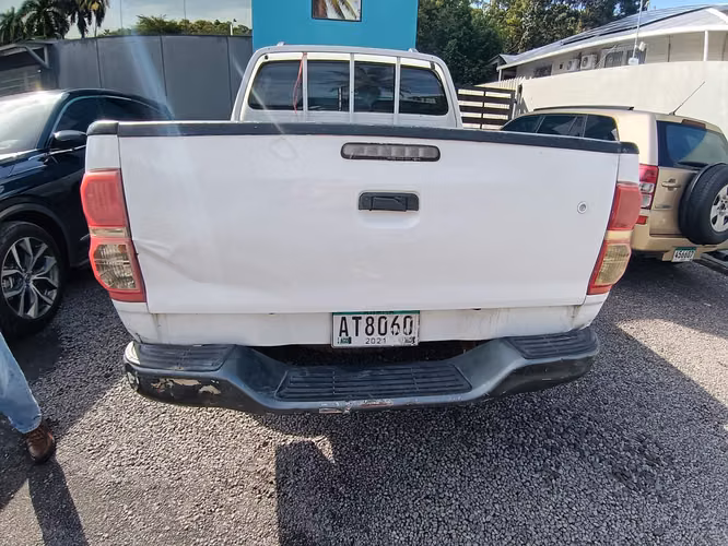 vendo auto toyota hilux 2015  - Imagen 8