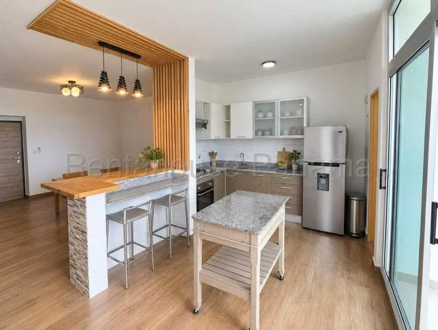 Venta de Apartamento en El Carmen, PH Venezia 27LGG2715