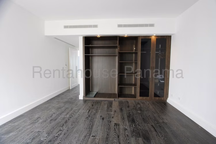 Venta Penthouse Avenida Balboa CR26-8540