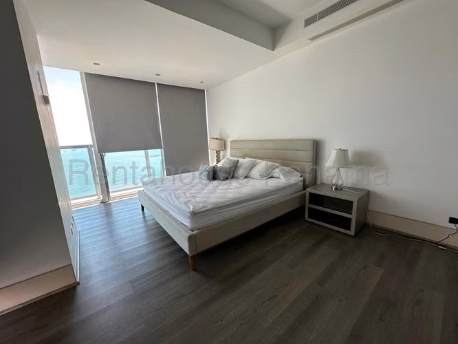 Venta Penthouse Avenida Balboa CR26-8540
