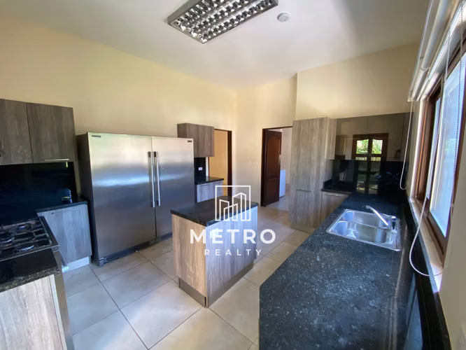 Venta de Casas en Clayton en Senderos de Camino de Cruces