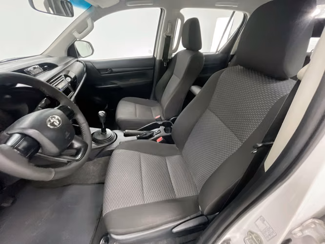 TOYOTA HILUX - 2024 - PPHX - Automarket - Imagen 5