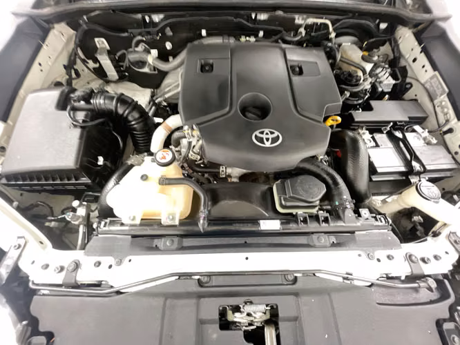 TOYOTA HILUX - 2024 - PPHX - Automarket - Imagen 3