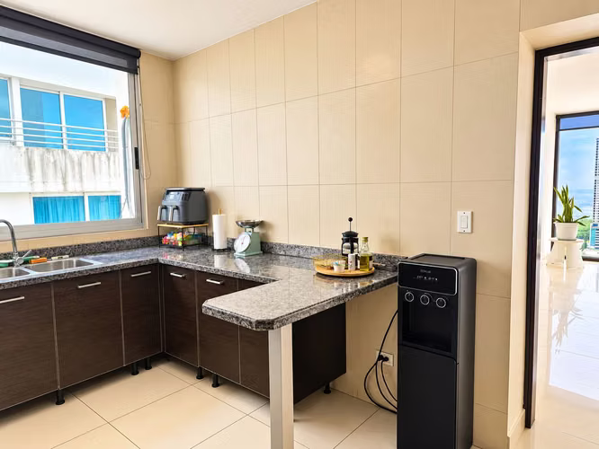 Venta de Apartamento en Costa del Este, PH Latitude, 220m2