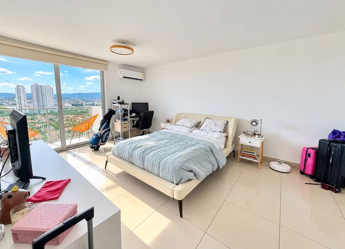 Venta de Apartamento en Costa del Este, PH Latitude, 220m2