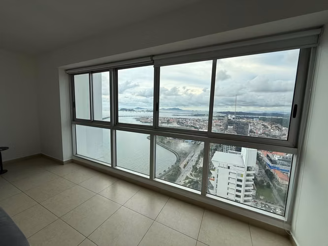 Alquiler de Apartamento en avenida Balboa, PH Rivage Tower