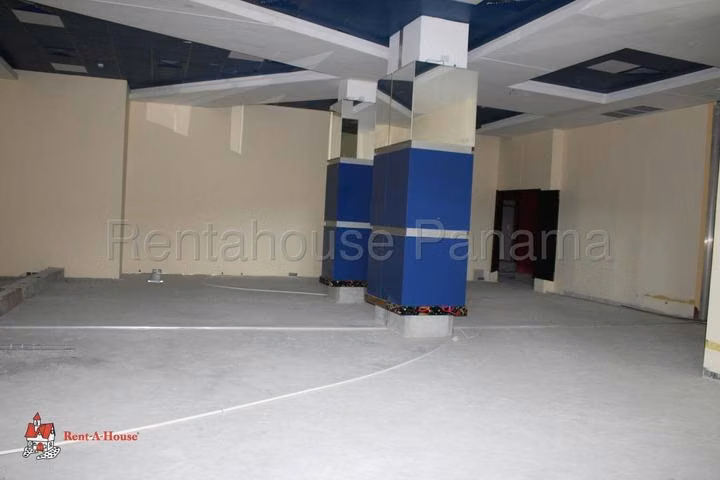 Venta de Local Comercial en los Andes Mall, Transistmica 27LGG2699 - Imagen 10