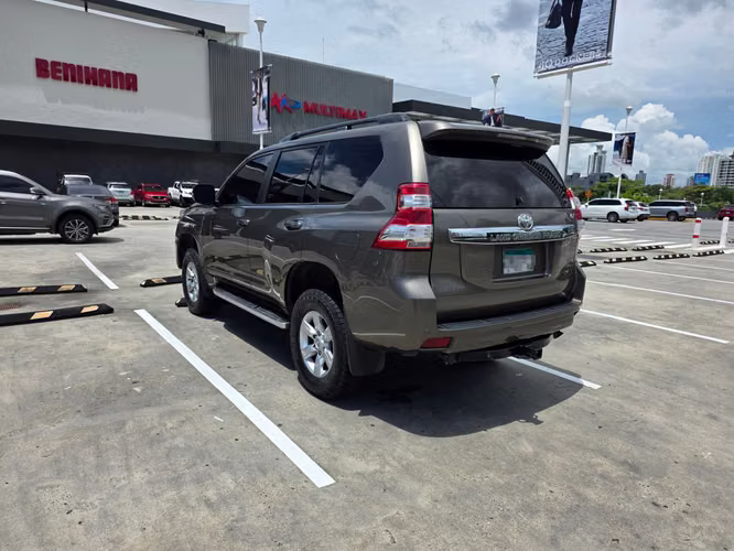 Prado VX 2015 impecable - Imagen 6