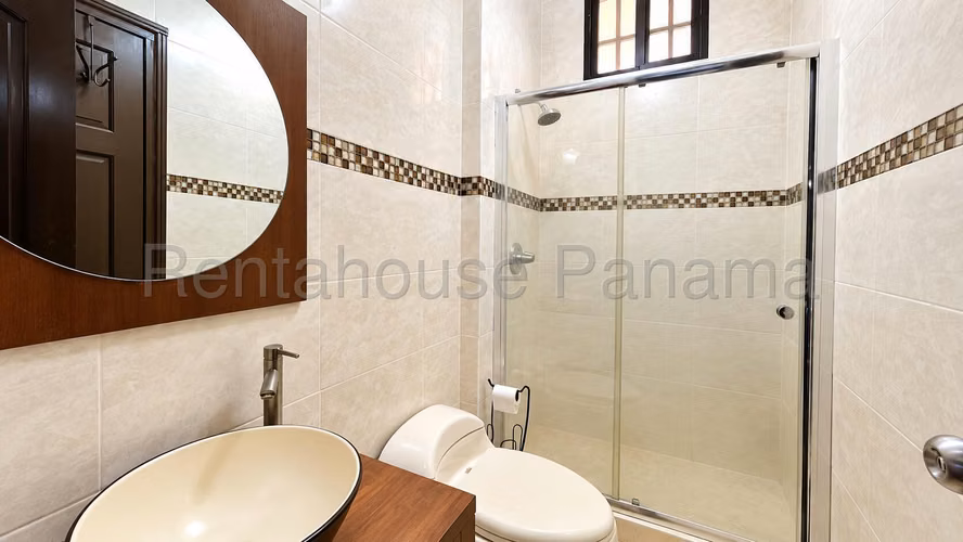VENTA DE CASA EN PUEBLO NUEVO MCD27-1097