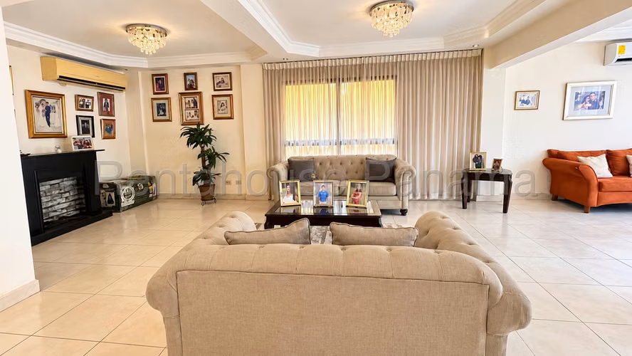 VENTA DE CASA EN PUEBLO NUEVO MCD27-1097