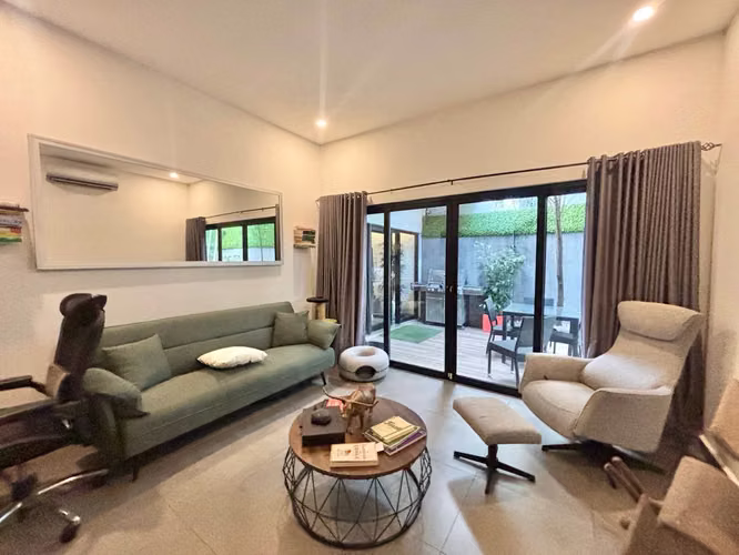 Residencia Unifamiliar Remodelada en Coco del Mar | Privacidad, Diseño Moderno y Patio Privado - Imagen 8