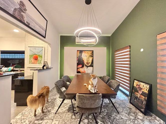 Residencia Unifamiliar Remodelada en Coco del Mar | Privacidad, Diseño Moderno y Patio Privado - Imagen 3