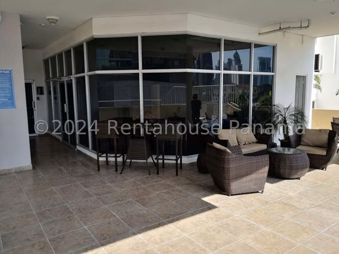 Alquiler Apartamento 3 Recamaras 143 m2 con Piscina en San Francisco - ALYC 27-970