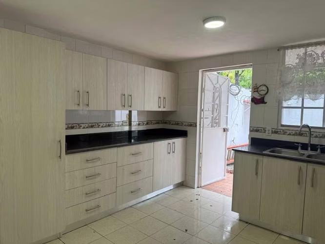 Casa en Venta – Urbanización La Loma, Hato Pintado | DC - Imagen 3