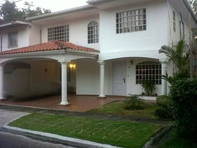 Casa en Venta – Urbanización La Loma, Hato Pintado | DC - Imagen 17