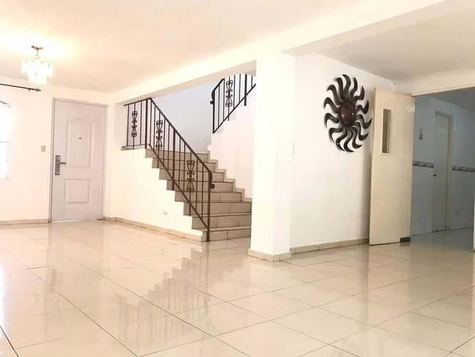 Casa en Venta – Urbanización La Loma, Hato Pintado | DC - Imagen 2