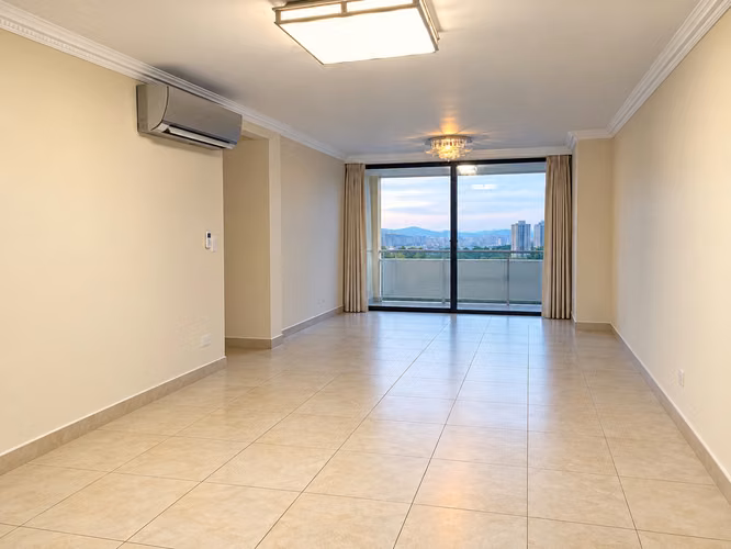 Sale Apusto PH County Country Club with 3 bedrooms, 3 parking and 1 deposit