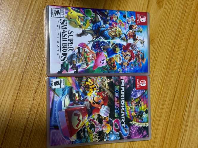 NEGOCIABLE - Se vende Nintendo Switch Olded + 2 juegos + accesorios - Imagen 3
