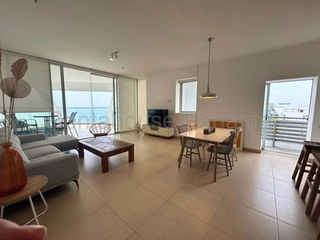 Apartamento amoblado en alquiler en Av. Balboa 27MAM2636 - Imagen 2