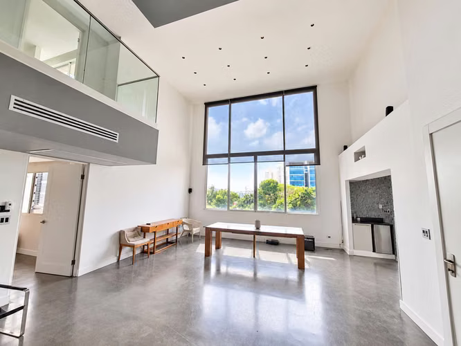 Apartment for Sale in El Cangrejo, PH Portanova, 200 m2