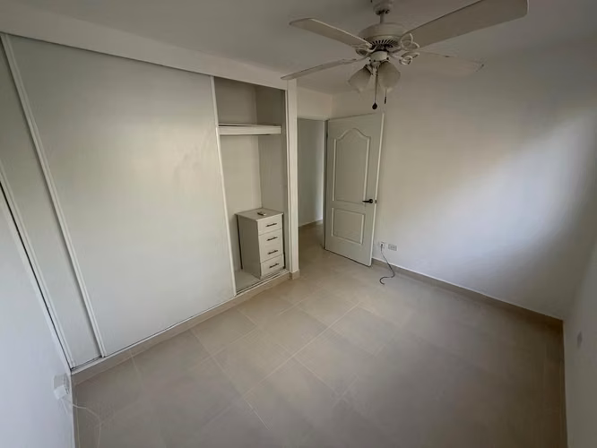 CONDADO DEL REY I 64 M² I BALCON + EXCELENTE DISTRIBUCIÓN  - Imagen 11