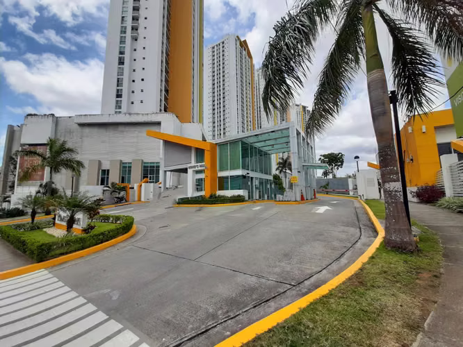Sale of Apartment in Condado del Rey, Panama 26JSS6970