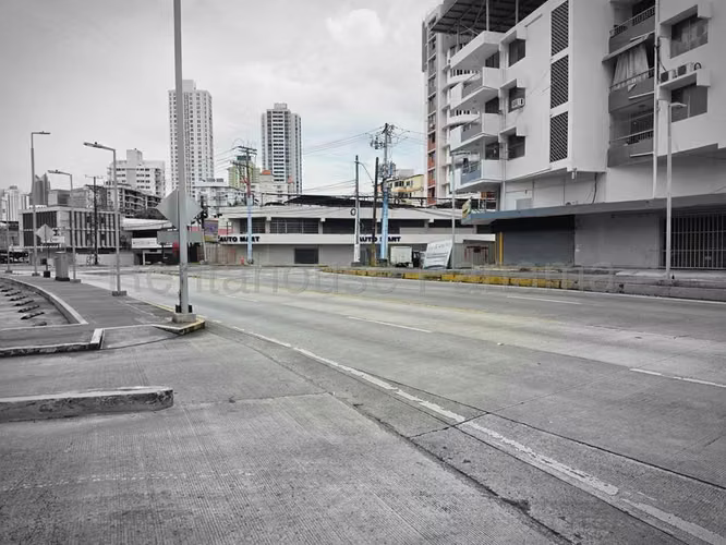 J2732GRR Venta de Local Comercial en Vista Hermosa  - Imagen 7