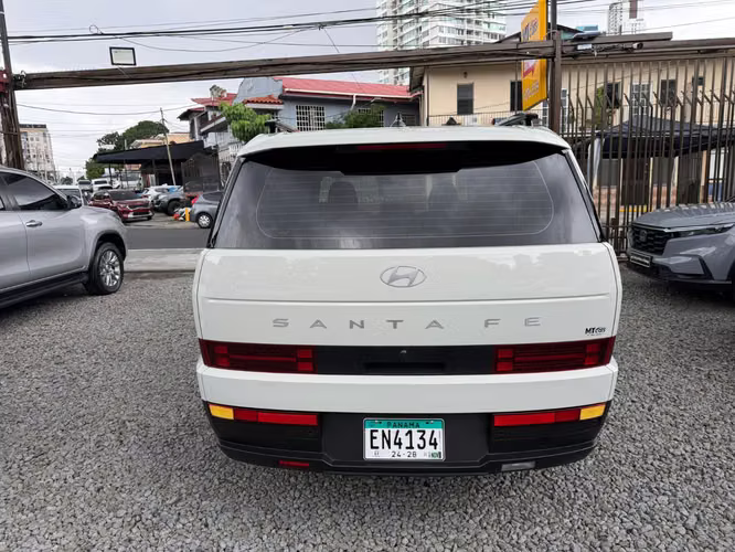 Hyundai Santa Fe 2025 - Imagen 6