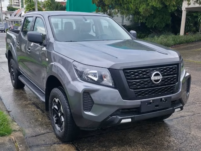 FRONTIER 2025  4X4   EN 25,495 al  crédito o al contado.. - Imagen 2