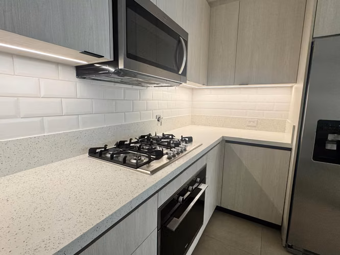 VENTA DE CASA REMODELADA EN BRISAS DEL GOLF - JC - Imagen 8