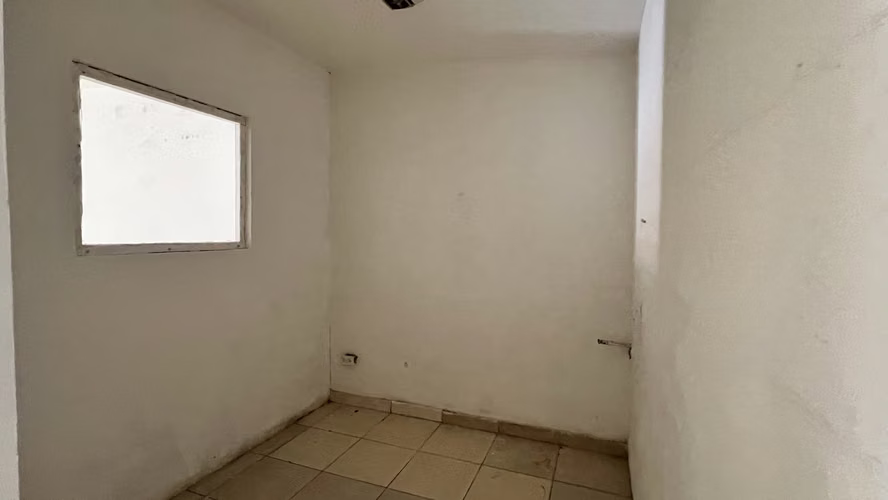 Alquiler Local Comercial Chanis , Parque Lefevre - Imagen 4