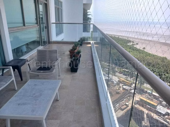 Apartamento En Venta En Costa Del Este YM - Imagen 9